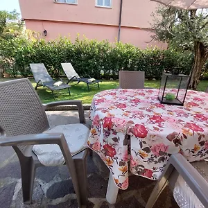 Oasi , Desenzano del Garda Italy