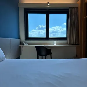 Ξενοδοχείο Ibis Fiera